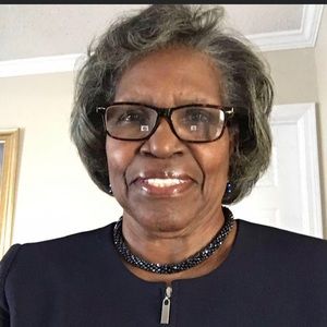 Meet your Posher, Evelyn